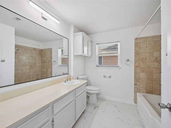 5430 Yarwell Drive, Houston TX 77096