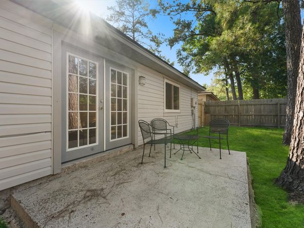 7 Starrush Court, The Woodlands TX 77380