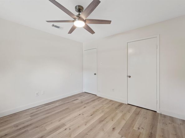 7 Starrush Court, The Woodlands TX 77380