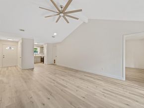 7 Starrush Court, The Woodlands TX 77380