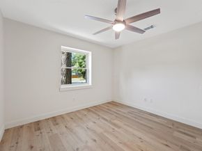 7 Starrush Court, The Woodlands TX 77380