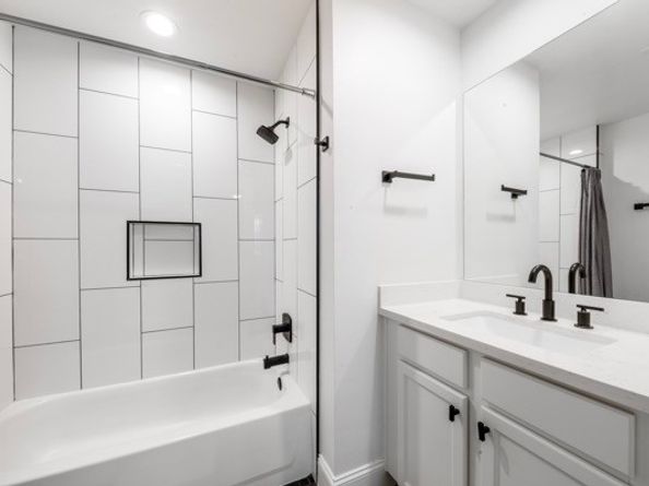1917 SUMMER Street, Houston TX 77007