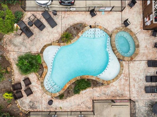 1917 SUMMER Street, Houston TX 77007