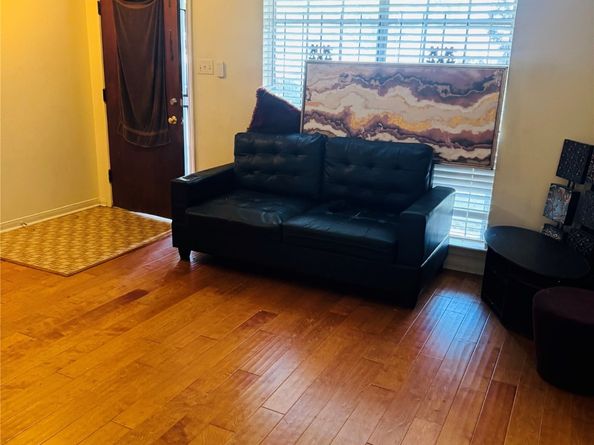 10313 E Blades Street, Houston TX 77016