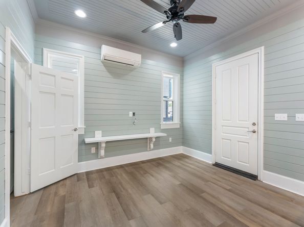 5036 Golden Forest Drive, Houston TX 77091