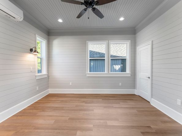 5036 Golden Forest Drive, Houston TX 77091