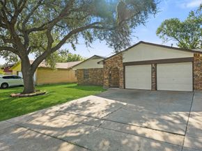 550 Slumberwood Drive, Houston TX 77013