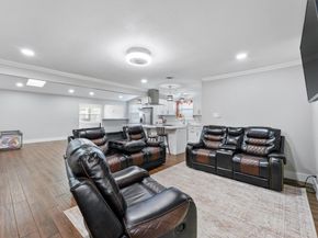 550 Slumberwood Drive, Houston TX 77013