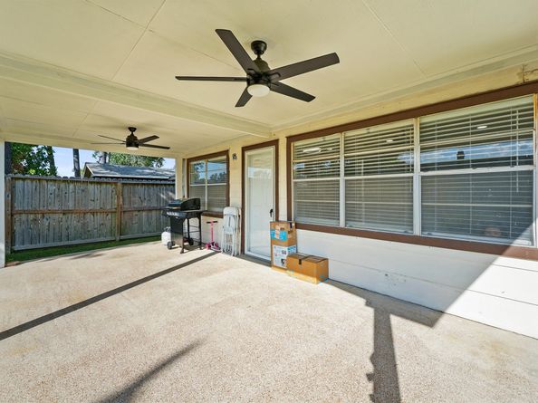 550 Slumberwood Drive, Houston TX 77013