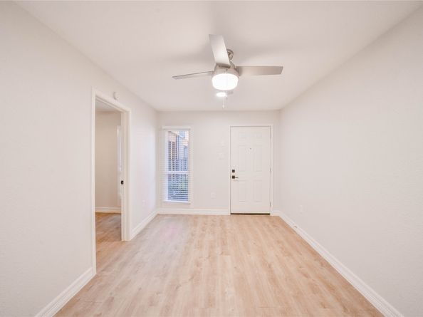 2703 Mason Street 16, Houston TX 77006