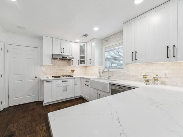 831 Merrick Drive, Sugar Land TX 77478
