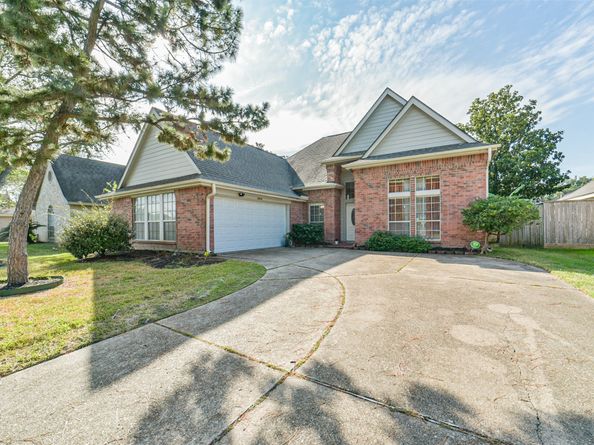 15519 Montesa Drive, Houston TX 77083