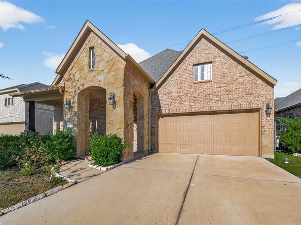 4926 Thunder Creek Ln, Sugar Land TX 77479