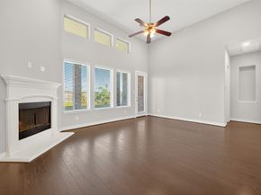 4926 Thunder Creek Ln, Sugar Land TX 77479