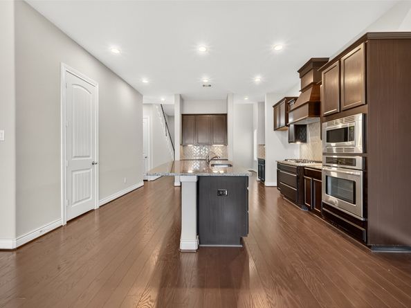 4926 Thunder Creek Ln, Sugar Land TX 77479