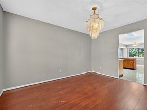 13707 Sablegarden Lane, Houston TX 77014