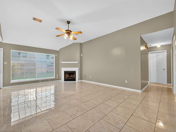 13707 Sablegarden Lane, Houston TX 77014