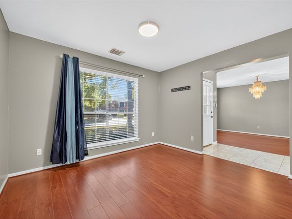 13707 Sablegarden Lane, Houston TX 77014