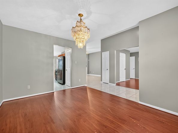 13707 Sablegarden Lane, Houston TX 77014