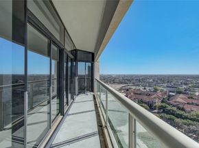 1701 Hermann Drive 20D, Houston TX 77004