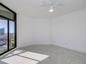 1701 Hermann Drive 20D, Houston TX 77004