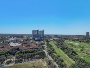 1701 Hermann Drive 20D, Houston TX 77004