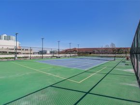 1701 Hermann Drive 20D, Houston TX 77004