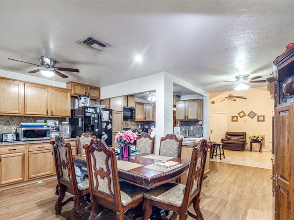 9101 NE Homewood Lane NE, Houston TX 77078