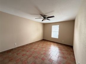 7200 Clarewood Drive 605, Houston TX 77036