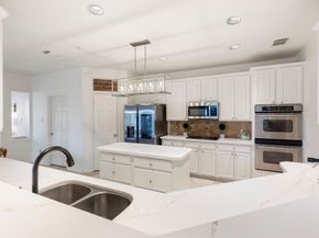 19 Clingstone Place, The Woodlands TX 77382