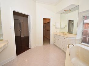 16 Treverstone Court, Sugar Land TX 77479