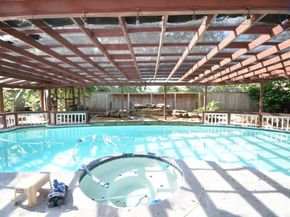 16 Treverstone Court, Sugar Land TX 77479