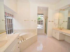 16 Treverstone Court, Sugar Land TX 77479