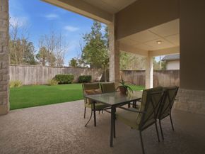 75 W Sawyer Ridge Drive, The Woodlands TX 77389