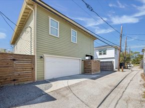 638 Heights Boulevard, Houston TX 77007
