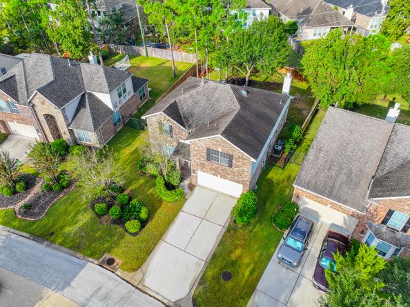 27 Fraiser Fir Place, Spring TX 77389