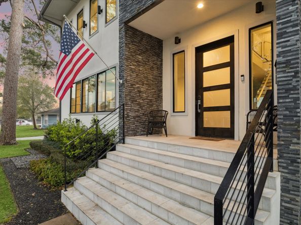 1010 Waltway Drive, Houston TX 77008