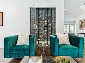 1010 Waltway Drive, Houston TX 77008