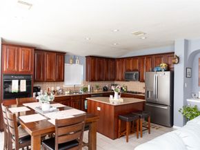 16715 Bending Creek Ln, Friendswood TX 77546