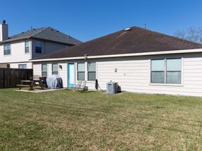 16715 Bending Creek Ln, Friendswood TX 77546