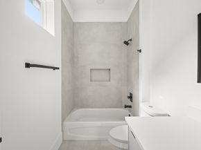 313 N Nagle Street, Houston TX 77003