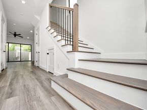 1422 Caywood Lane B, Houston TX 77055