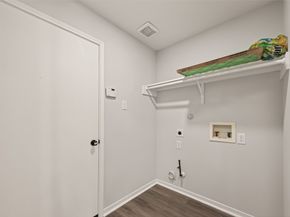 5102 Park Village Drive, Houston TX 77048