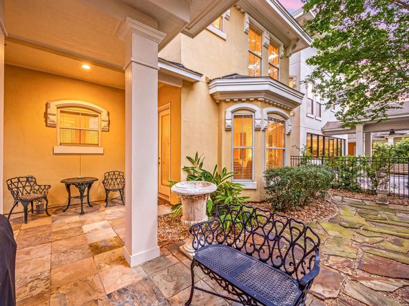 39 Olmstead Row, The Woodlands TX 77380