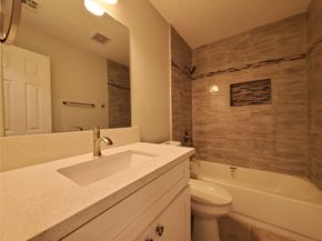 10607 Carlota Court, Houston TX 77096