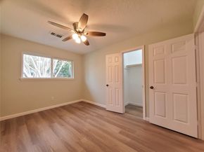 10607 Carlota Court, Houston TX 77096