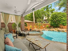 38 E Summer Storm Circle, The Woodlands TX 77381