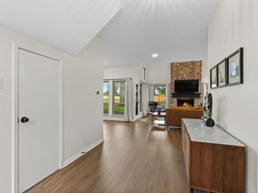 7314 Blenheim Palace Lane, Houston TX 77095