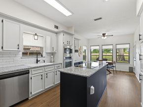 7314 Blenheim Palace Lane, Houston TX 77095