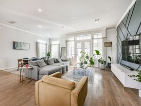 1040 W 26th Street E, Houston TX 77008